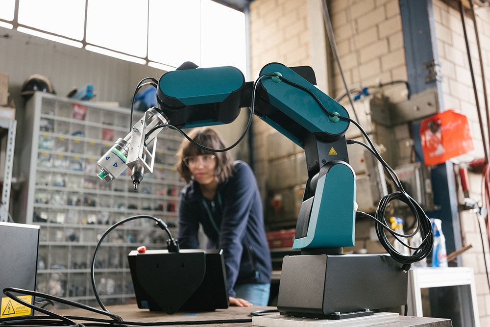 2023 Industry Report: Robotics